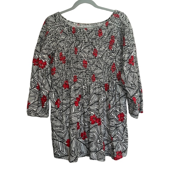 J. Jill Women's Floral Smocked Stretchy Boho Red Black Tunic Top Size Medium - Picture 3 of 8